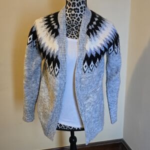 Aspen open sweater cardigan EUC small